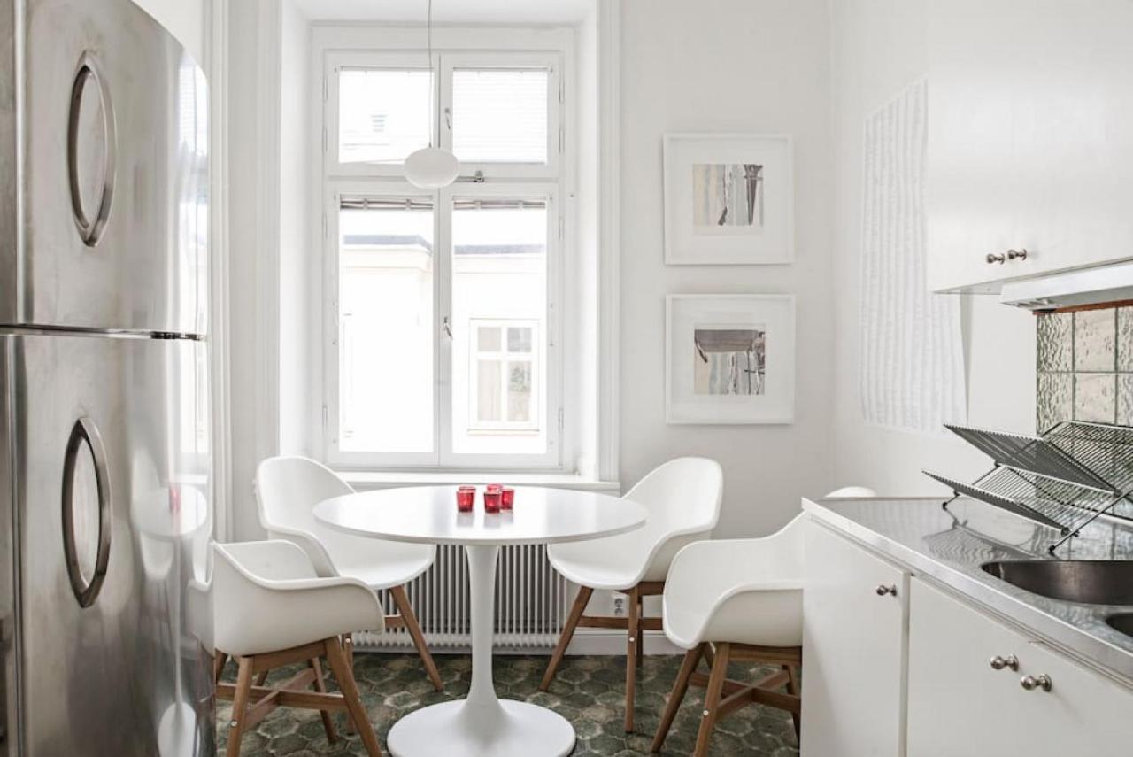 Elegant And Light 3 Room Apartment In Sofo 97Sqm Stockholm Exterior photo